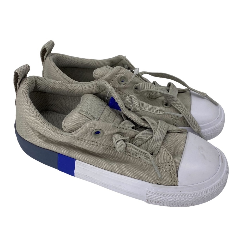 Brand New Toddler Converse Sneaker | Size 10